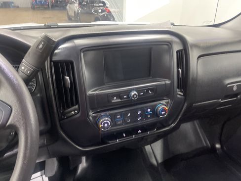 Used 2018 GMC Sierra 1500 2WD Regular Cab image 18