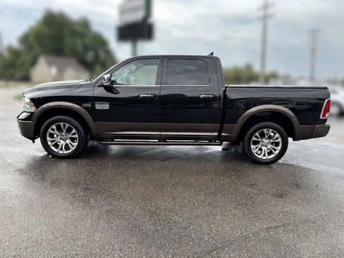 Used 2018 RAM 1500 Laramie Longhorn w/ Convenience Group AWD/4WD image 3