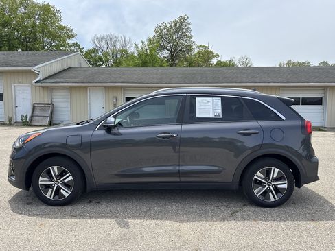 Used 2020 Kia Niro EX FWD image 8