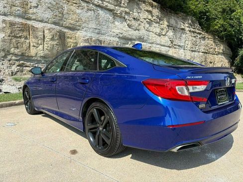 Used 2018 Honda Accord Sport image 7