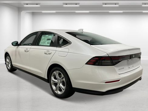 New 2025 Honda Accord LX image 5