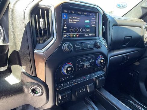 Used 2020 Chevrolet Silverado 3500 High Country w/ Z71 Off-Road Package AWD/4WD image 27