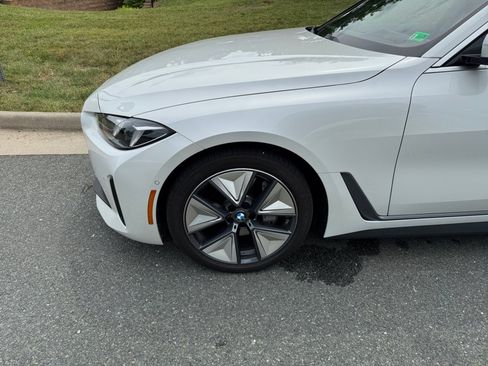 Used 2025 BMW i4 xDrive40i w/ Premium Package AWD/4WD image 27