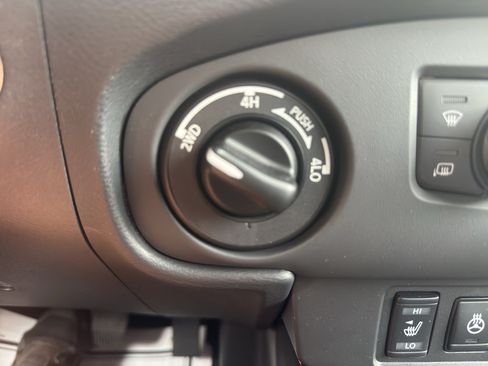 Used 2023 Nissan Frontier PRO-4X w/ Pro Convenience Package AWD/4WD image 26