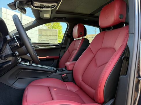New 2026 Porsche Macan Turbo AWD/4WD image 5