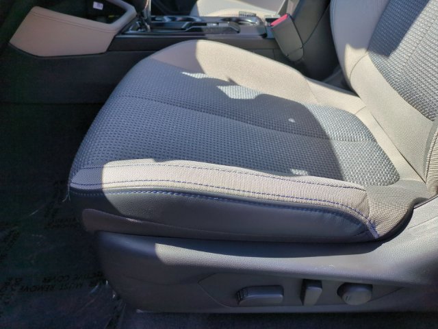 Used 2026 Subaru Forester Premium AWD/4WD image 17