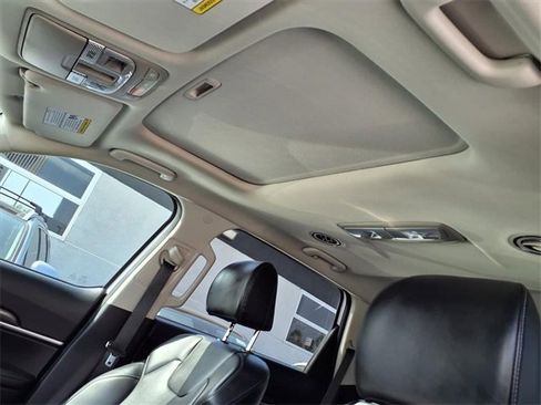 Used 2025 Kia Telluride S image 15