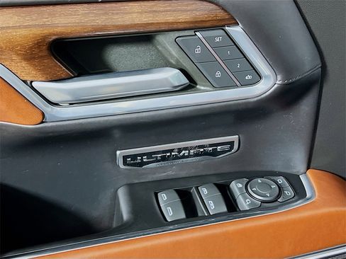 Used 2022 GMC Sierra 1500 Denali Ultimate image 17