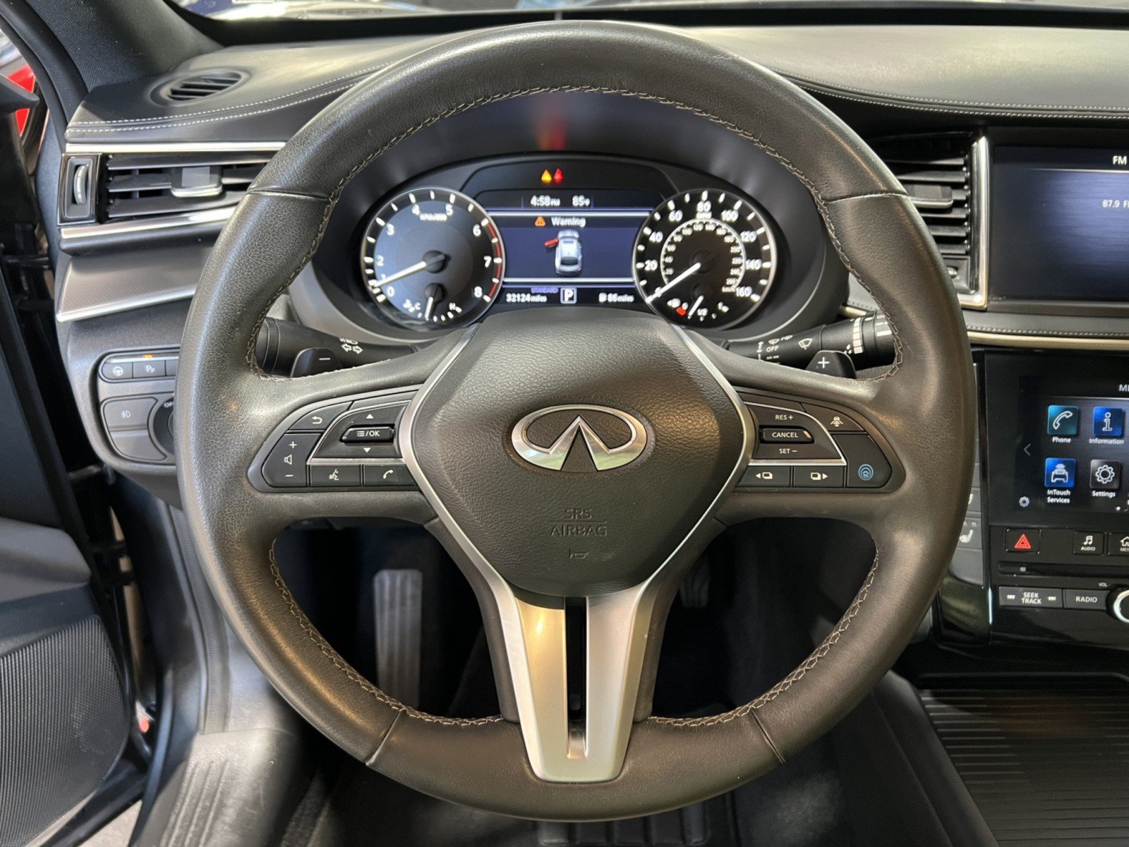 Used 2023 INFINITI QX55 Luxe w/ Cargo Package AWD/4WD image 11