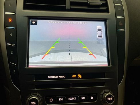 Used 2017 Lincoln MKZ Select w/ Select Plus Package FWD image 18