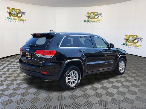 Used 2018 Jeep Grand Cherokee Laredo AWD/4WD image 5