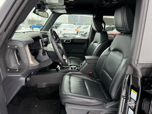 Certified 2025 Ford Bronco Outer Banks image 2