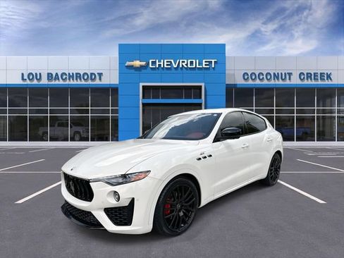 Used 2022 Maserati Levante GT AWD/4WD image 4