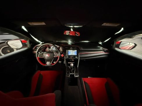 Used 2017 Honda Civic Type R image 45
