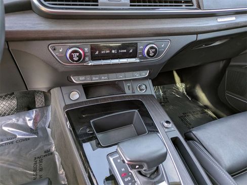 Used 2024 Audi Q5 2.0T Premium Plus image 23