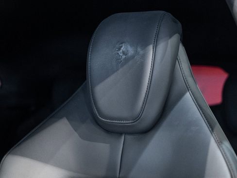 Used 2023 Ferrari Purosangue image 6