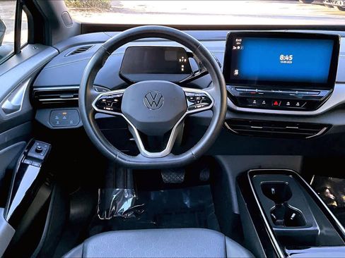 Used 2023 Volkswagen ID.4 S image 6