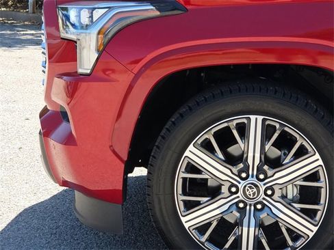 Used 2023 Toyota Sequoia Capstone image 5