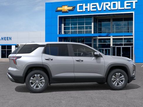 New 2026 Chevrolet Equinox LT w/ Convenience Package II AWD/4WD image 6