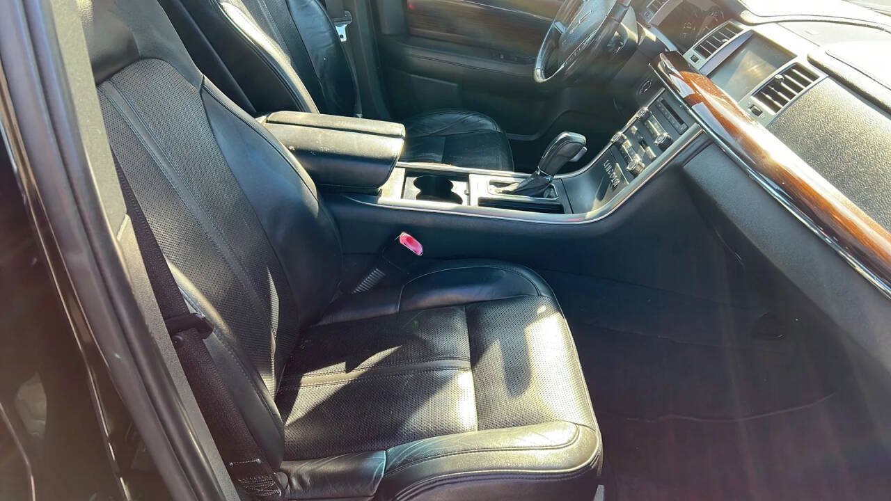Used 2010 Lincoln MKS AWD image 24