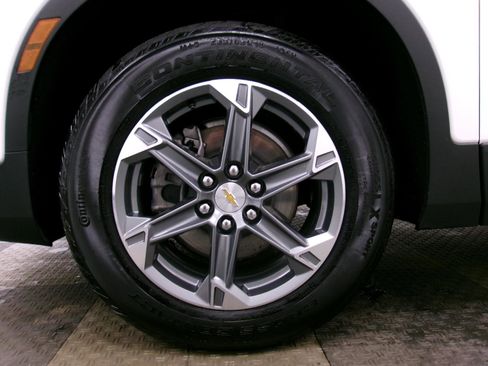 Certified 2024 Chevrolet Blazer LT w/ Convenience Package image 16