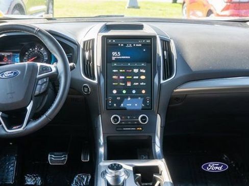 Used 2023 Ford Edge ST w/ Equipment Group 401A AWD/4WD image 14