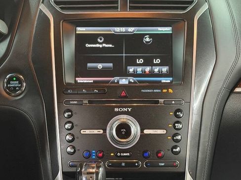 Used 2016 Ford Explorer Platinum AWD/4WD image 17