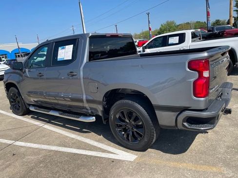 Used 2022 Chevrolet Silverado 1500 Custom w/ Safety Confidence Package RWD image 4