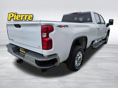 Used 2025 Chevrolet Silverado 2500 LT w/ Convenience Package AWD/4WD image 5