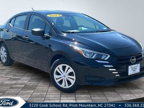 Used 2023 Nissan Versa S FWD image 1