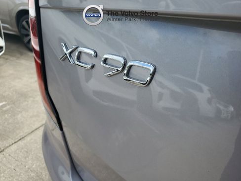 Used 2026 Volvo XC90 B6 Plus w/ Protection Package Premier AWD/4WD image 10