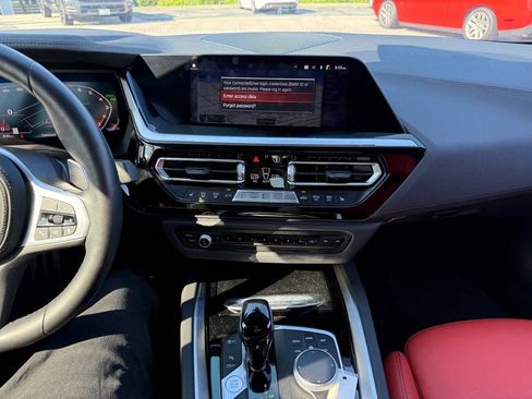 Used 2022 BMW Z4 M40i w/ Premium Package RWD image 9