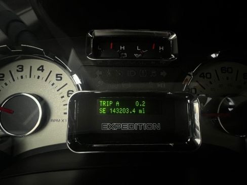 Used 2014 Ford Expedition EL Limited w/ Equipment Group 301A image 8