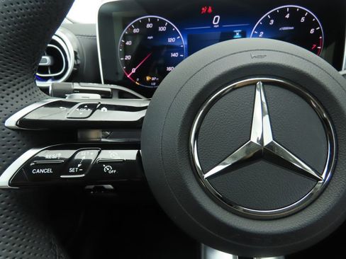 New 2025 Mercedes-Benz C 300 Sedan image 12