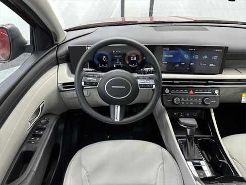 New 2026 Hyundai Tucson SE image 22