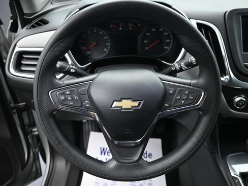 Used 2021 Chevrolet Equinox LS w/ LS Convenience Package FWD image 12