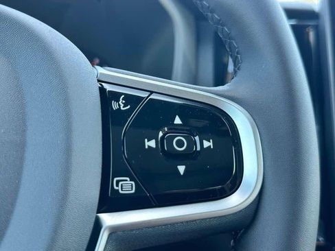 New 2026 Volvo XC60 B5 Core image 14
