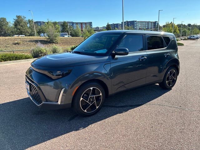 Used 2023 Kia Soul EX FWD image 3