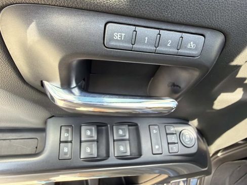 Used 2018 Chevrolet Silverado 1500 LTZ Z71 w/ Centennial Edition image 12