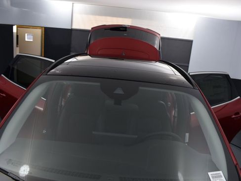 New 2025 Ford Escape SE image 27