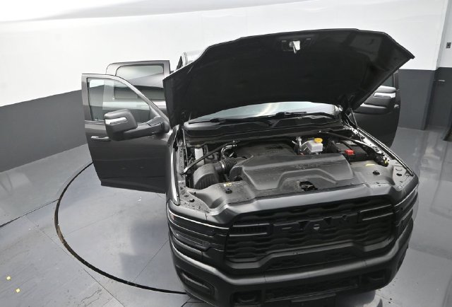 Used 2026 RAM 2500 Tradesman AWD/4WD image 30