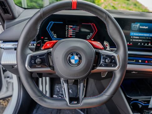 Used 2026 BMW M5 w/ Carbon Package AWD/4WD image 5