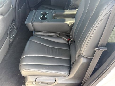 Used 2024 Acura MDX SH-AWD w/ Technology Package image 23