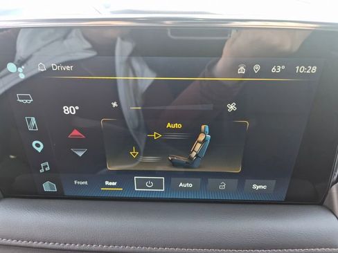 Used 2022 Chevrolet Suburban High Country AWD/4WD image 29