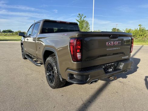 Used 2024 GMC Sierra 1500 Elevation w/ X31 Off-Road Package AWD/4WD image 3