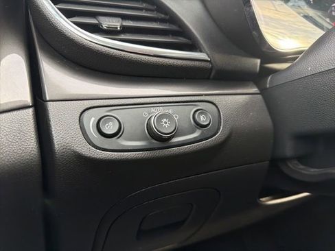 Used 2017 Buick Encore Preferred image 38