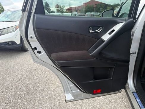 Used 2012 Nissan Murano SV AWD/4WD image 21