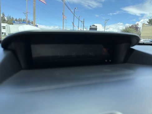 Used 2014 Subaru Crosstrek 2.0i Premium w/ Moonroof Package AWD/4WD image 31