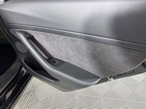 Used 2022 Tesla Model 3 image 30
