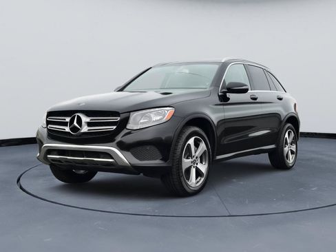 Used 2018 Mercedes-Benz GLC 300 image 4